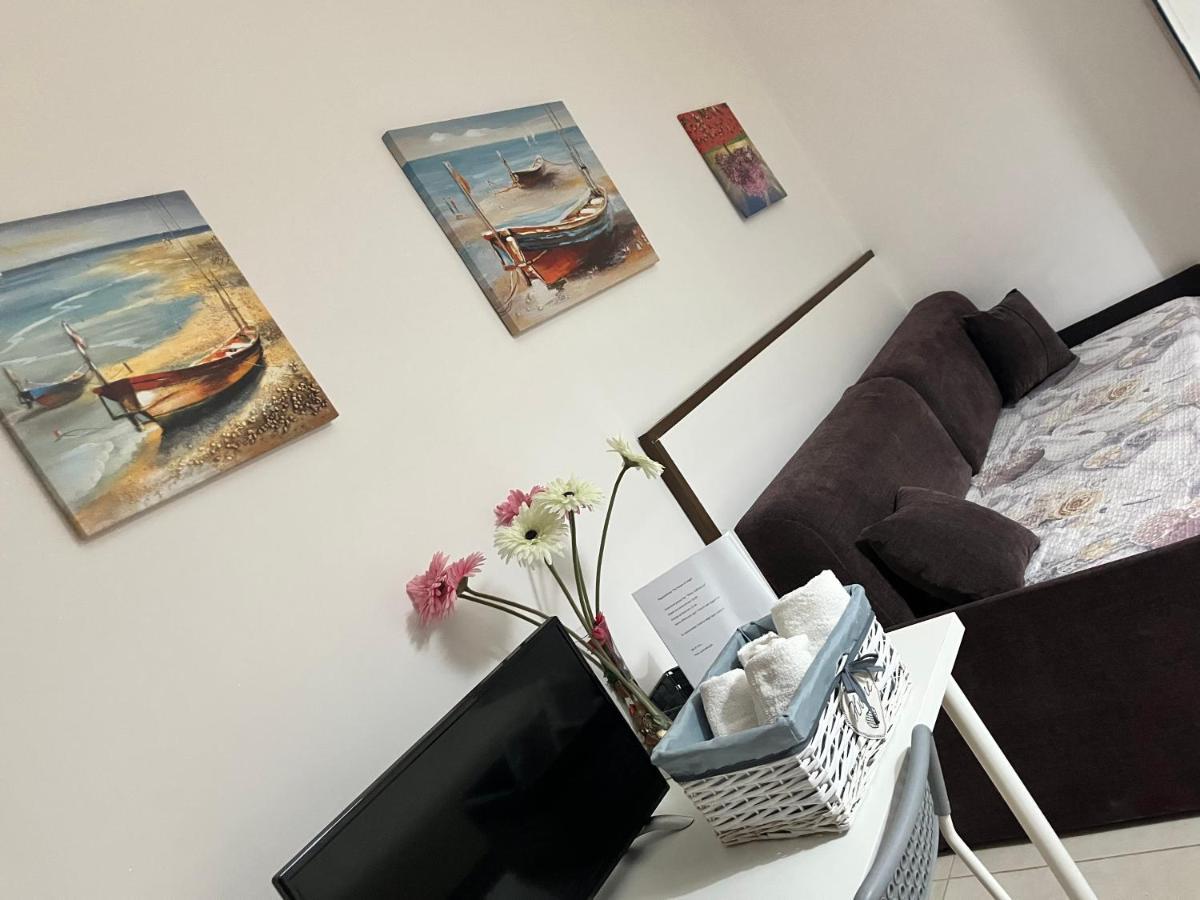 Le Comete Di Angelo Reggio di Calabria Exterior photo